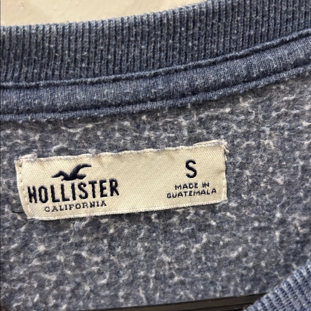 Hollister Blue Crewneck Sweatshirt Women’s Size S - Picture 2 of 3